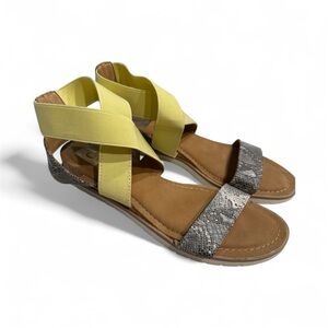 DV by Dolce Vita |‎ Flippa Elastic Wedge Sandals Sz 7